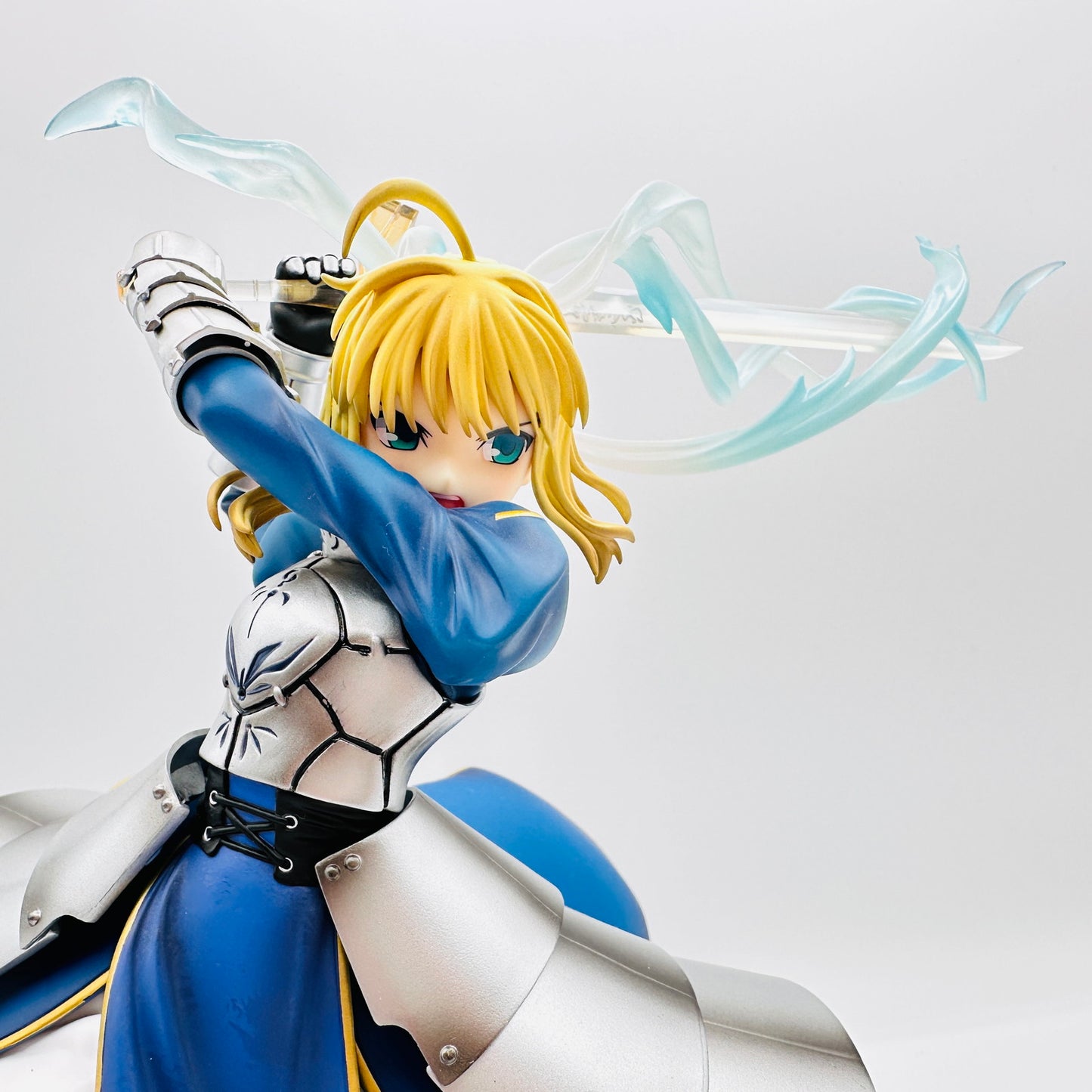 フィギュア セイバー～約束された勝利の剣(エクスカリバー)～ 「Fate/stay night」 1/7 PVC塗装済み完成品【フィギュア】