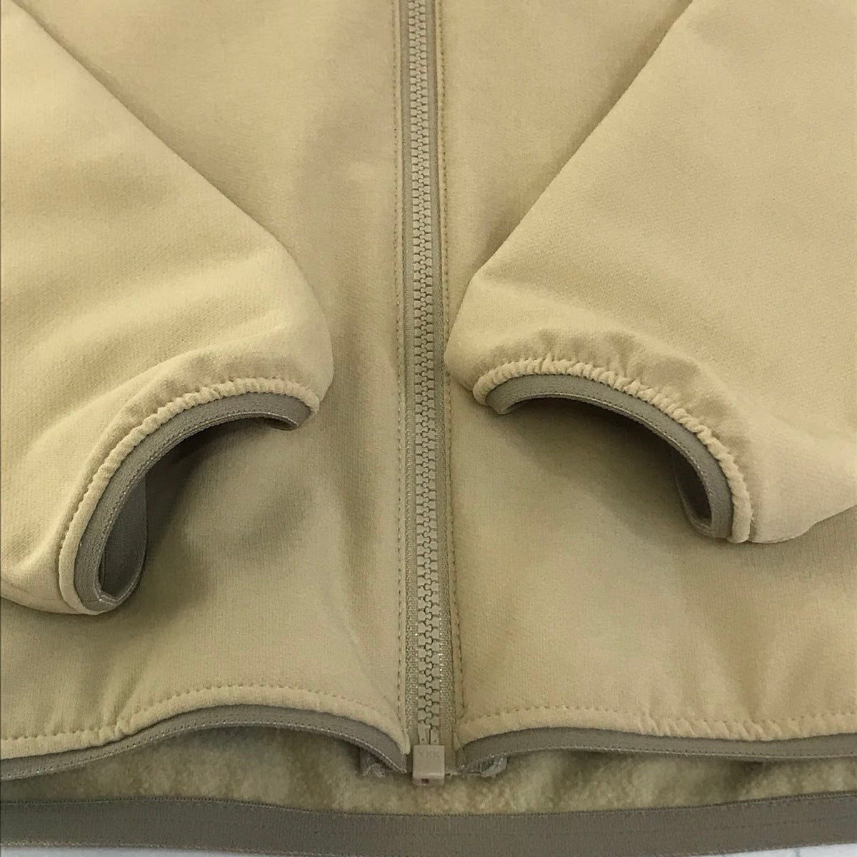 THE NORTH FACE | ザ・ノースフェイス エイペックサーマルフーディ パーカー NPW72071 ベージュ サイズ：M【倉吉店】