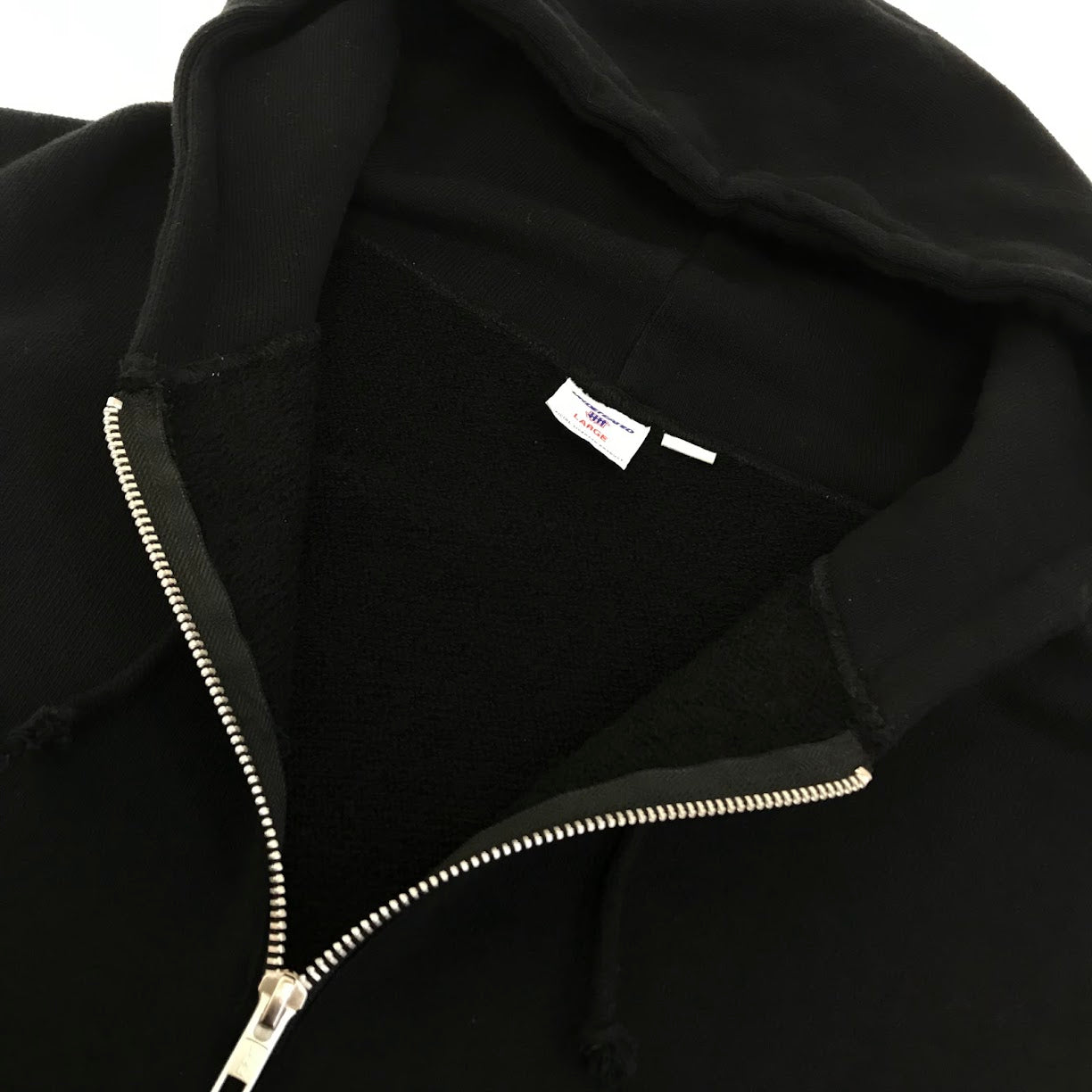 UNDEFEATED | アンディフィーテッド ハーフジップパーカー パーカー ブラック サイズ：L【倉吉店】