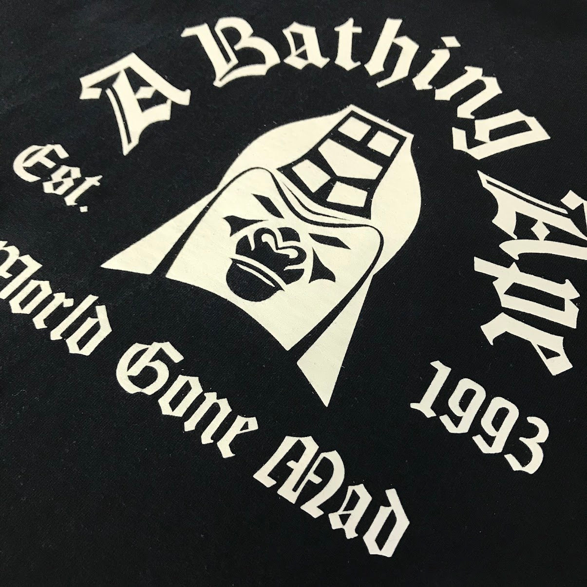 A BATHING APE | アベイシングエイプ MAD GENERAL COLLEGE TEE 半袖Ｔシャツ 001TEL301059M ブラック サイズ：XL【倉吉店】【代金引換不可・日時指定不可】【ポスト投函】