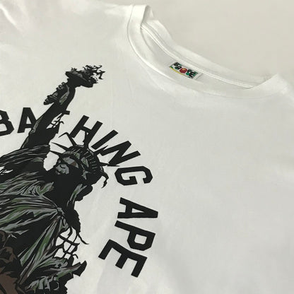 A BATHING APE | アベイシングエイプ Statue of Liberty Tee 半袖Ｔシャツ 1L80110050 ホワイト サイズ：XL【倉吉店】【代金引換不可・日時指定不可】【ポスト投函】