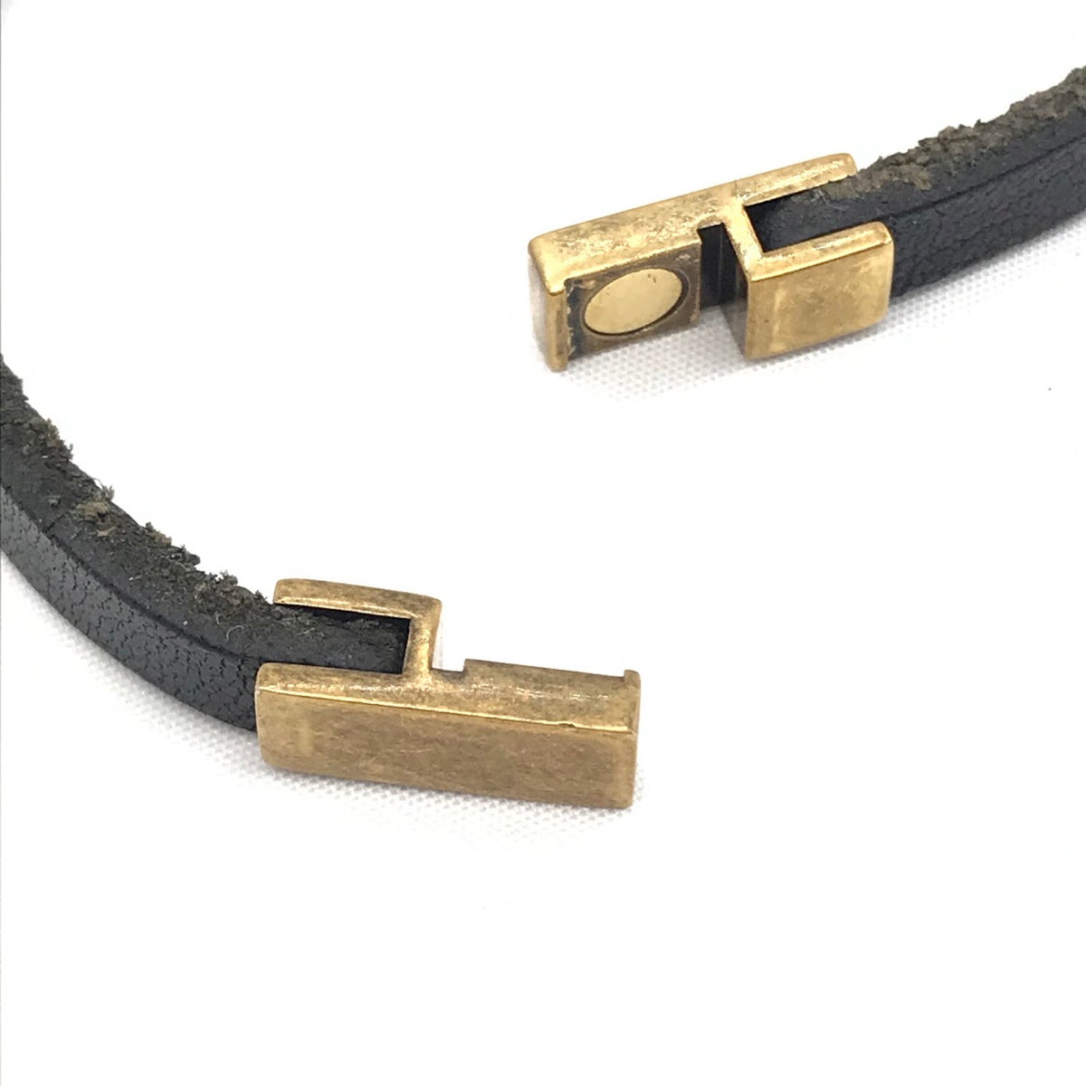 SAINT LAURENT | サンローラン IDプレート レザーブレスレット ブレスレット 506148 ブラック【倉吉店】