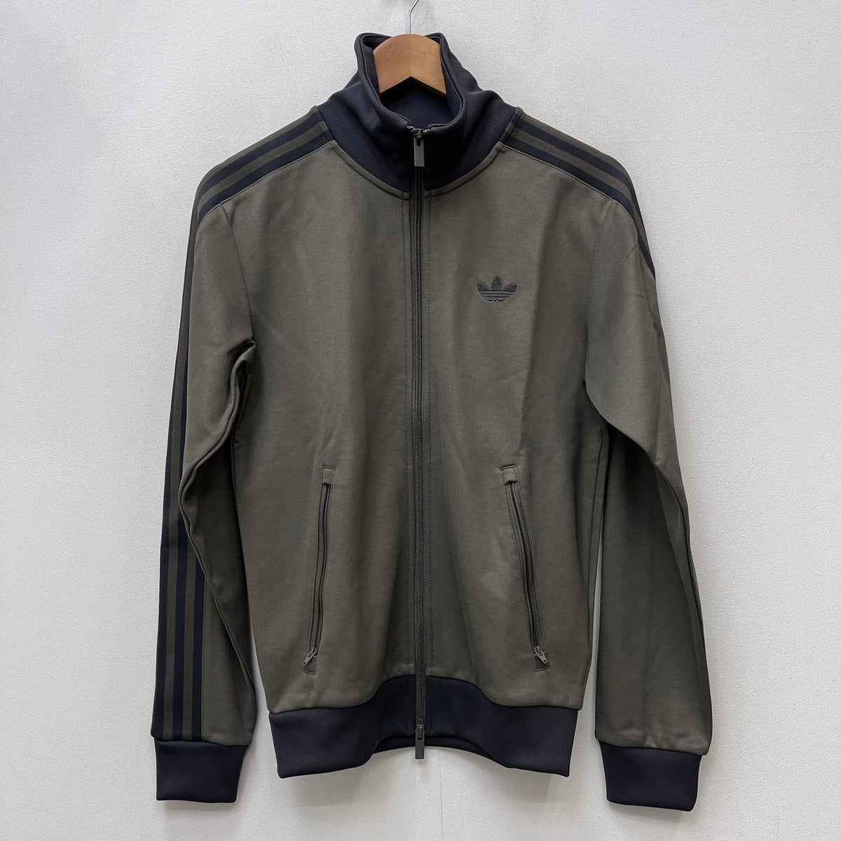 adidas Originals | アディダスオリジナルス ベッケンバウアー ジャージ kt5043 カーキ サイズ：S【加古川店】