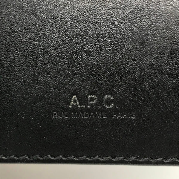 A.P.C | アーペーセー NEW PORTEFEUILLE LONDON 二つ折り財布 ブラック【倉吉店】