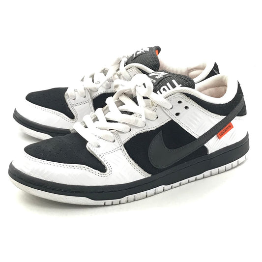 NIKE | ナイキ × TIGHTBOOTH(タイトブース) SB DUNK LOW PRO スニーカー FD2629-100 ホワイト/ブラック-セーフティーオレンジ 26.5cm【倉吉店】