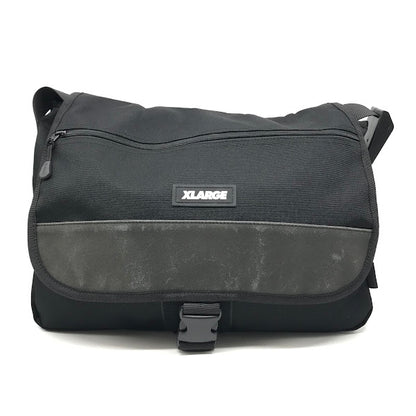 X-LARGE | エクストララージ POSTMAN SHOULDER BAG メッセンジャーバッグ 101223053001 ブラック【倉吉店】