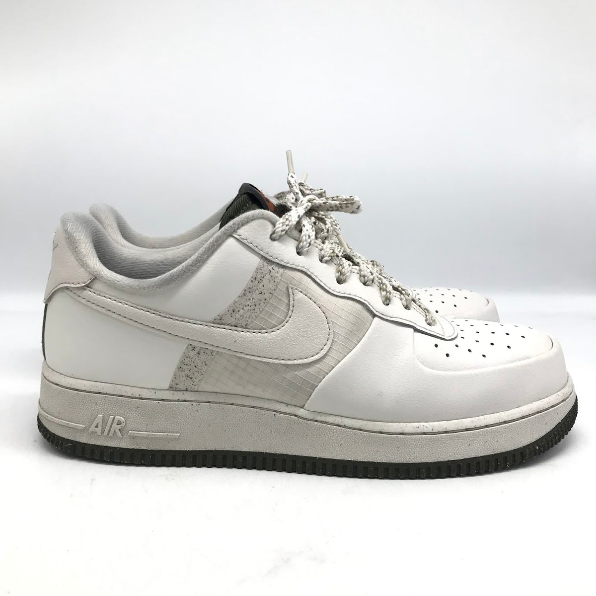 NIKE | ナイキ AIR FORCE 1 ‘07 LV8 'PHANTOM' スニーカー FB8877-001 ホワイト 26.5cm【倉吉店】
