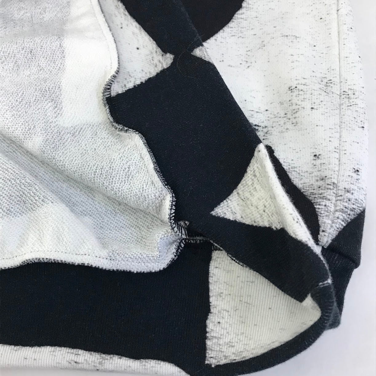 CELINE | セリーヌ Harry J.Wild Artist Print Hoodie プルオーバーパーカー パーカー 2Y619469Q ブラック×ホワイト サイズ：M【倉吉店】