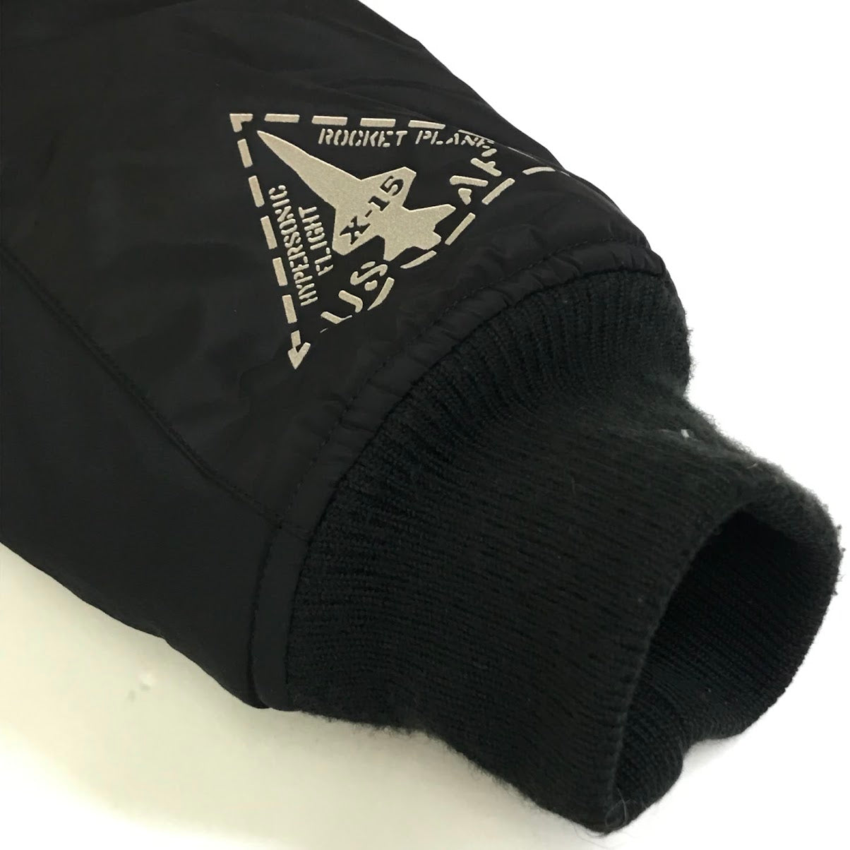 AVIREX | アヴィレックス MIX FABRIC BOMBER JACKET ボンバージャケット 中綿ジャケット 6182167 ブラック サイズ：L【倉吉店】
