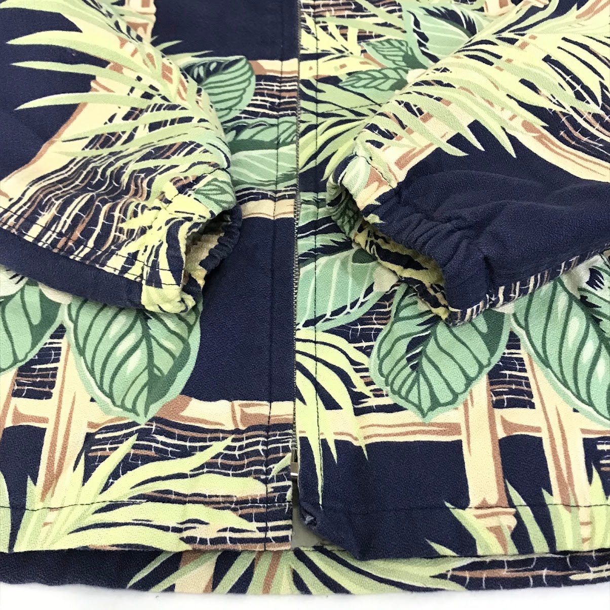 SUN SURF | サンサーフ PLUMERIA HOODED PARKA フーディーブルゾン その他アウター SS11661 ボタニカル柄 サイズ：XS【倉吉店】