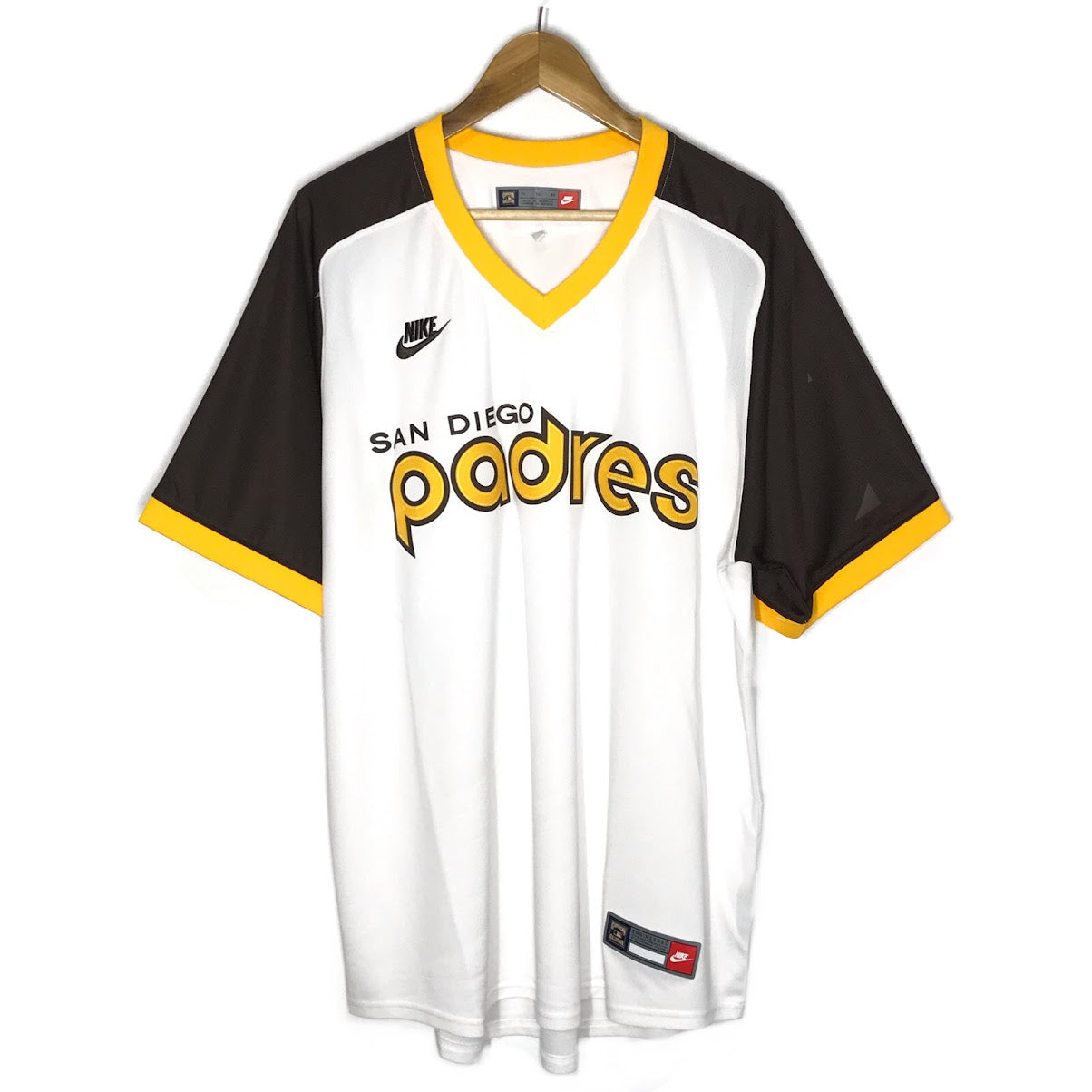 NIKE | ナイキ SAN DIEGO Padres サンディエゴ・パドレス 半袖Ｔシャツ M1011260 ホワイト サイズ：XL【倉吉店】【代金引換不可・日時指定不可】【ポスト投函】