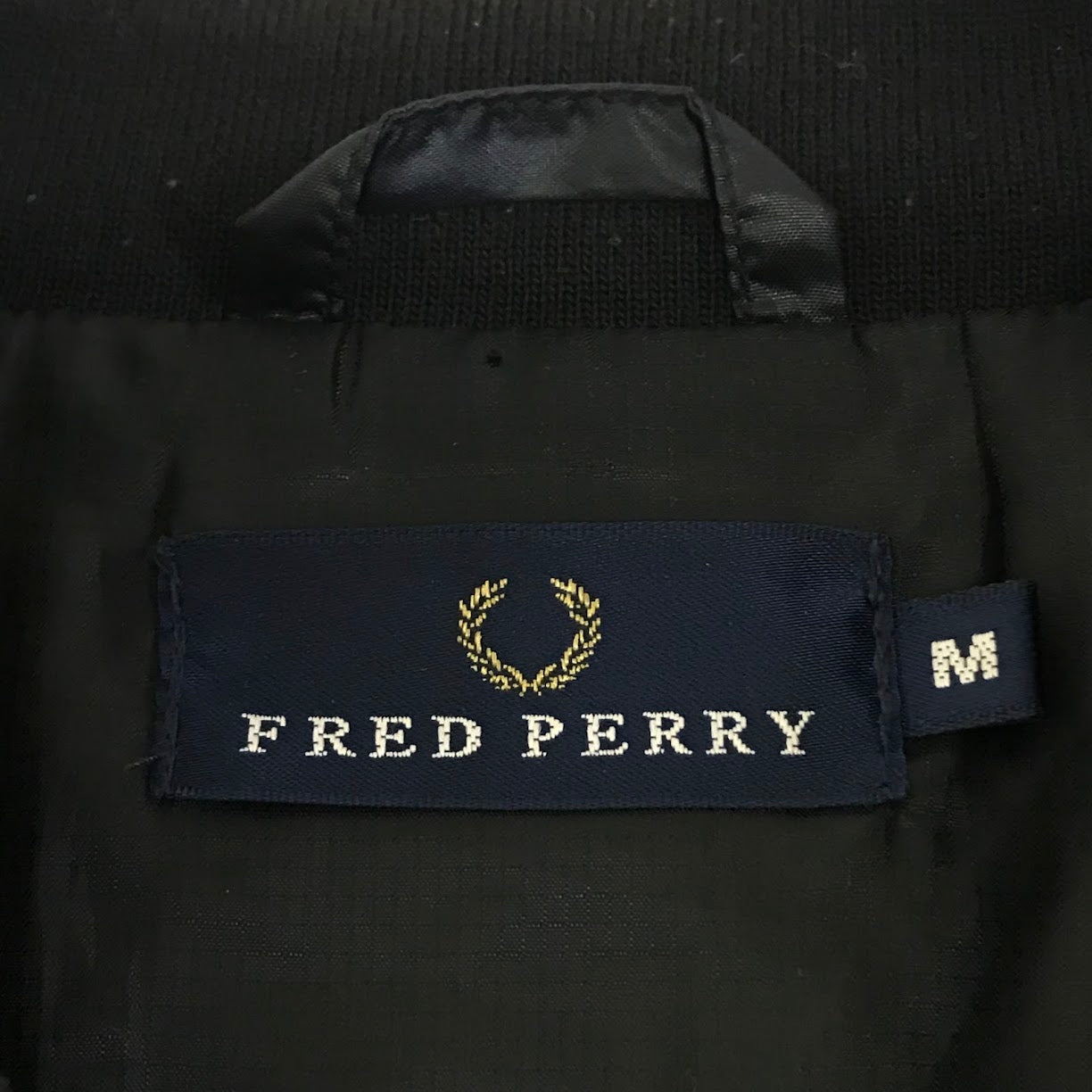 FRED PERRY | フレッドペリー 中綿キルティングジャケット 中綿ジャケット FZ2116 ブラック サイズ：M【倉吉店】