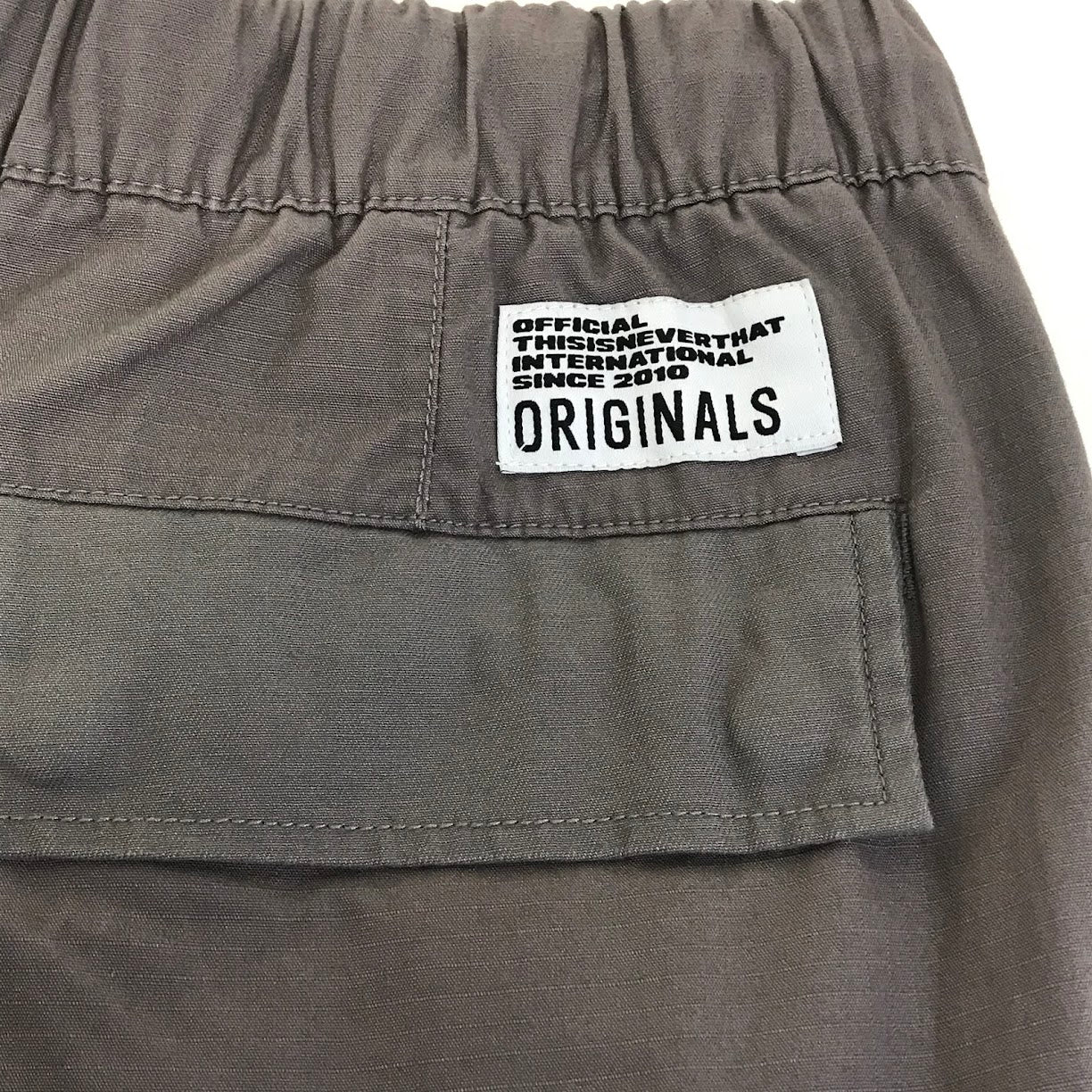 thisisneverthat | ディスイズネバーザット BDU Double Cargo カーゴパンツ TN223WPARP01 チャコールグレー サイズ：L【倉吉店】