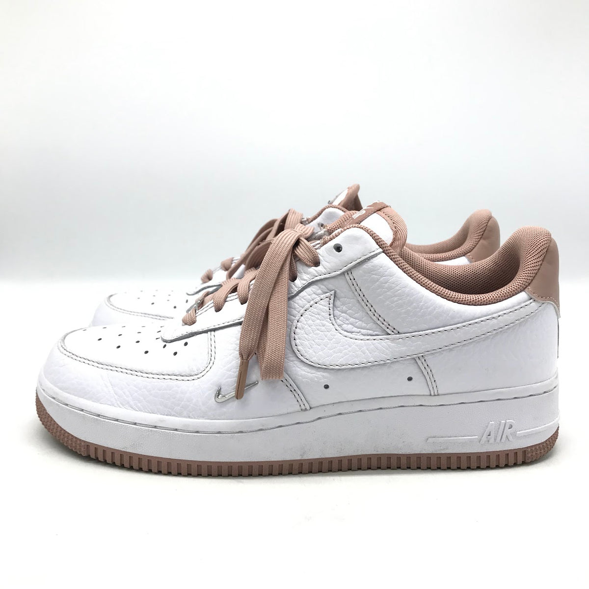 NIKE | ナイキ WMNS AIR FORCE 1 スニーカー IB6543-100 ホワイト 24.5cm【倉吉店】