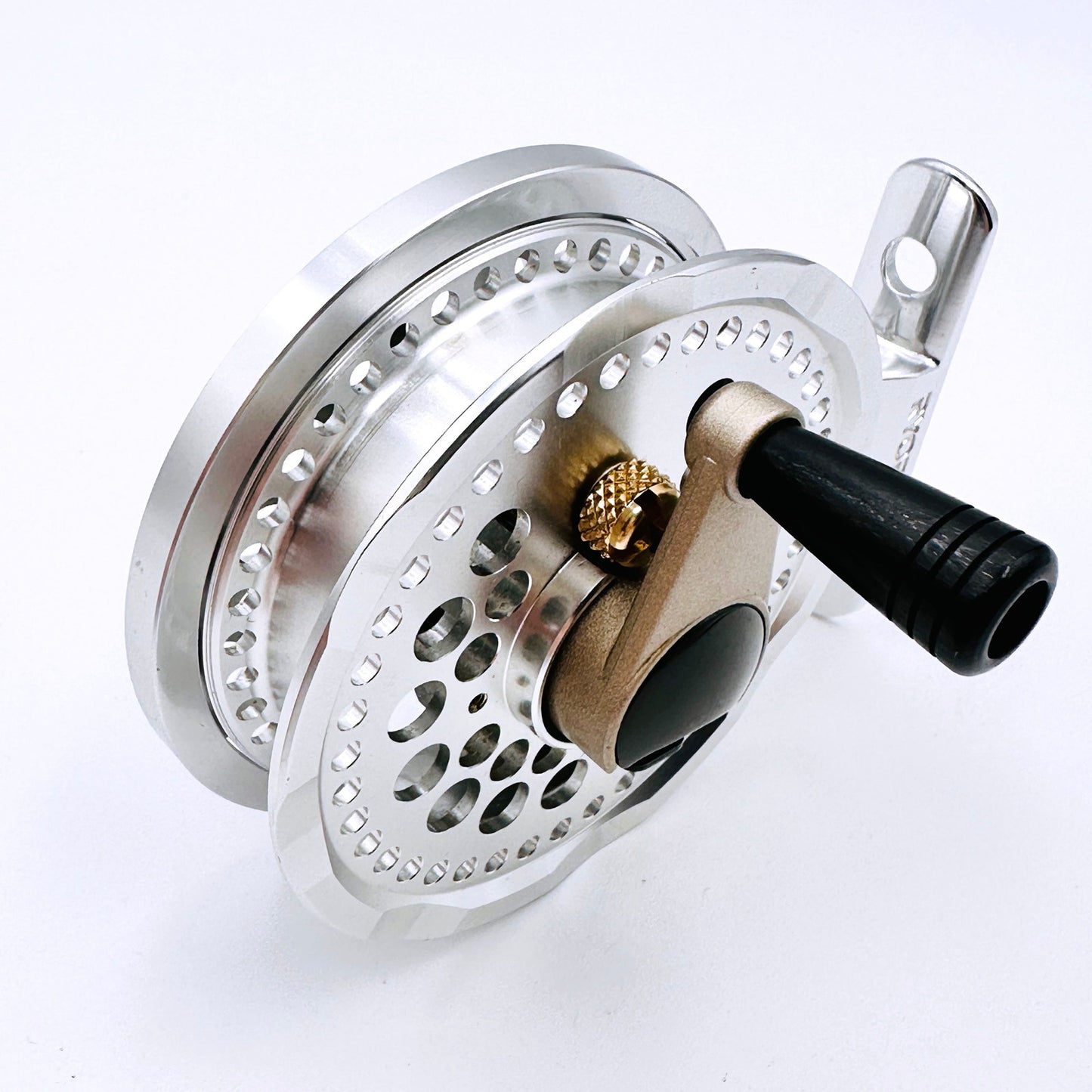 【フィッシング/釣り/釣具/リール】 【その他】 RYOBI リョービ タイコリール メタロイヤル チヌ 606D【倉吉店】