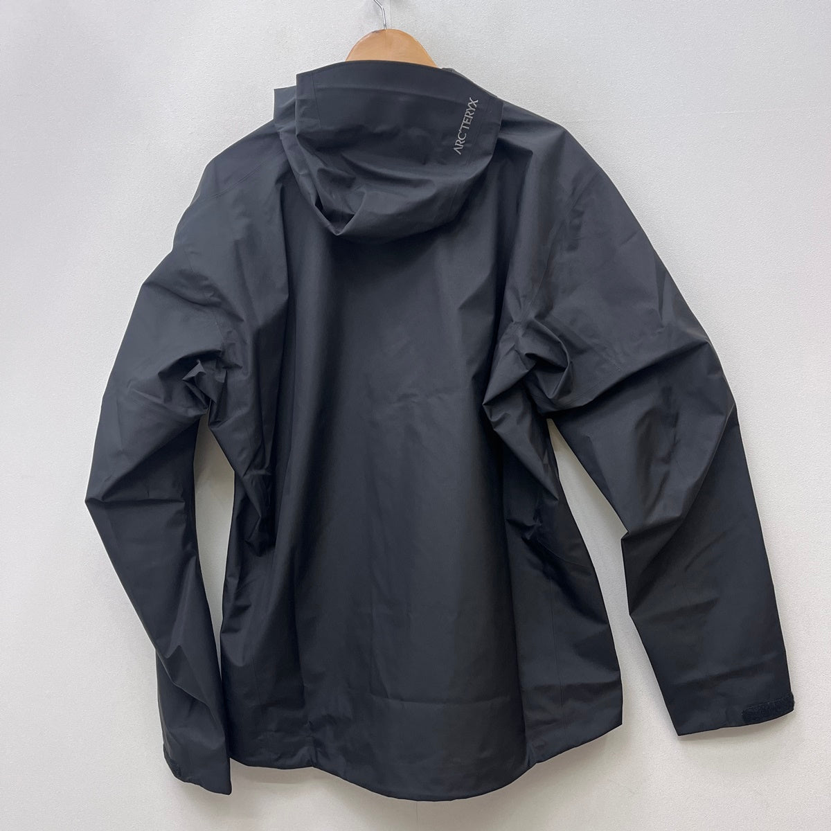 ARC'TERYX | アークテリクス Beta Jacket 25SS マウンテンパーカー X000010511 ブラック サイズ：L【加古川店】