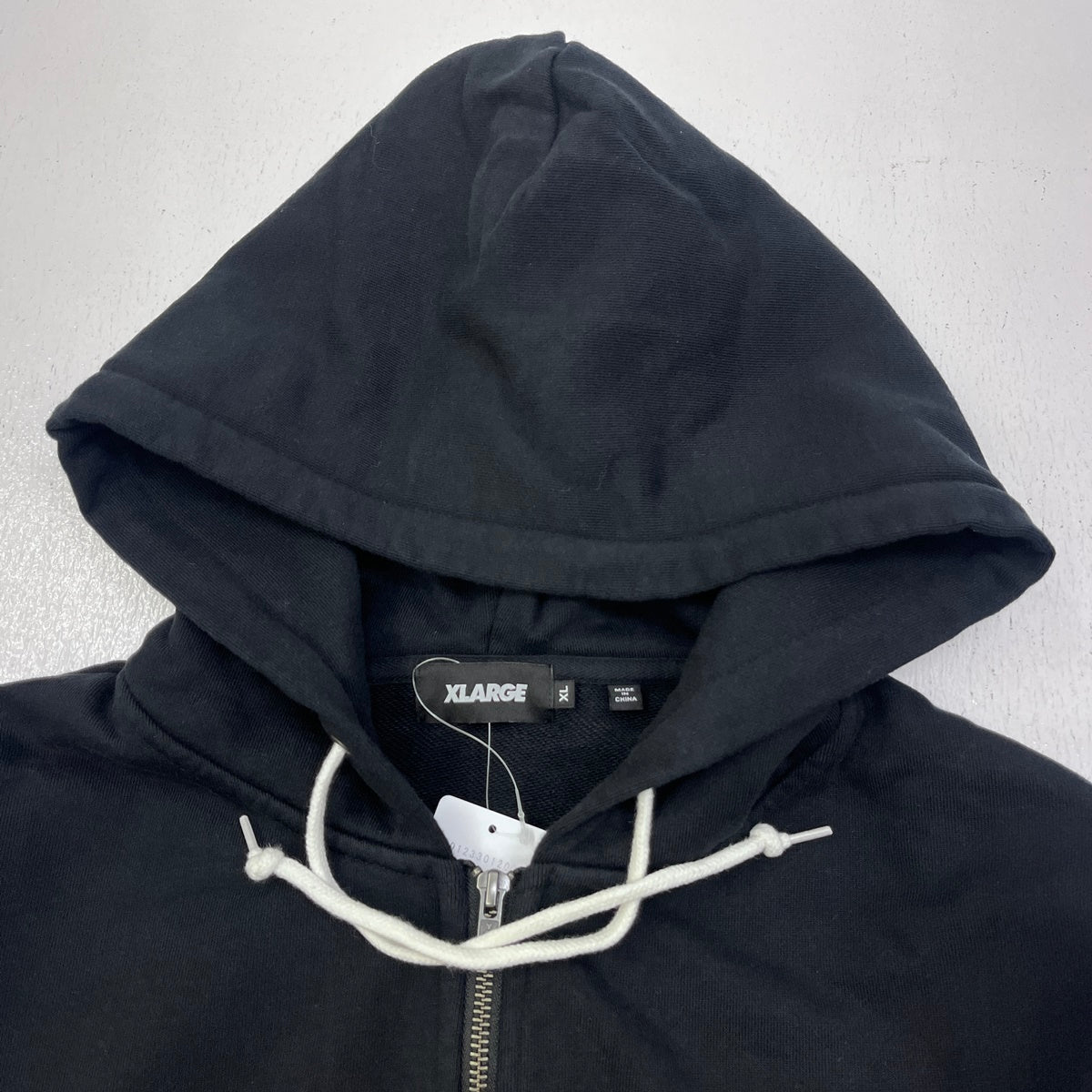 X-LARGE | エクストララージ STANDARD LOGO ZIP HOODED パーカー 101233012009 ブラック サイズ：XL【加古川店】