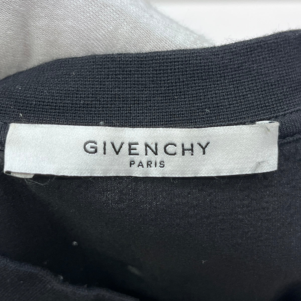 GIVENCHY | ジバンシィ Destroyed Oversized 半袖Ｔシャツ BM70383Y0B ブラック サイズ：S【加古川店】