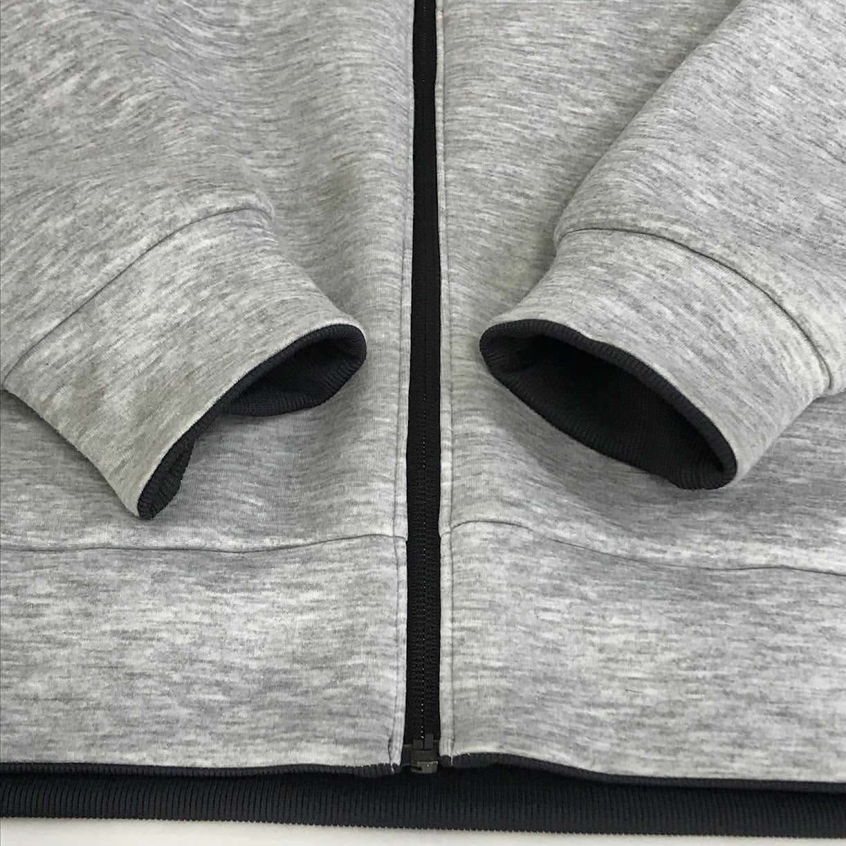 THE NORTH FACE | ザ・ノースフェイス Reversible Tech Air Hoodie リバーシブルテックエアーフーディ ナイロンジャケット NT62289 ブラック/グレー サイズ：L【倉吉店】