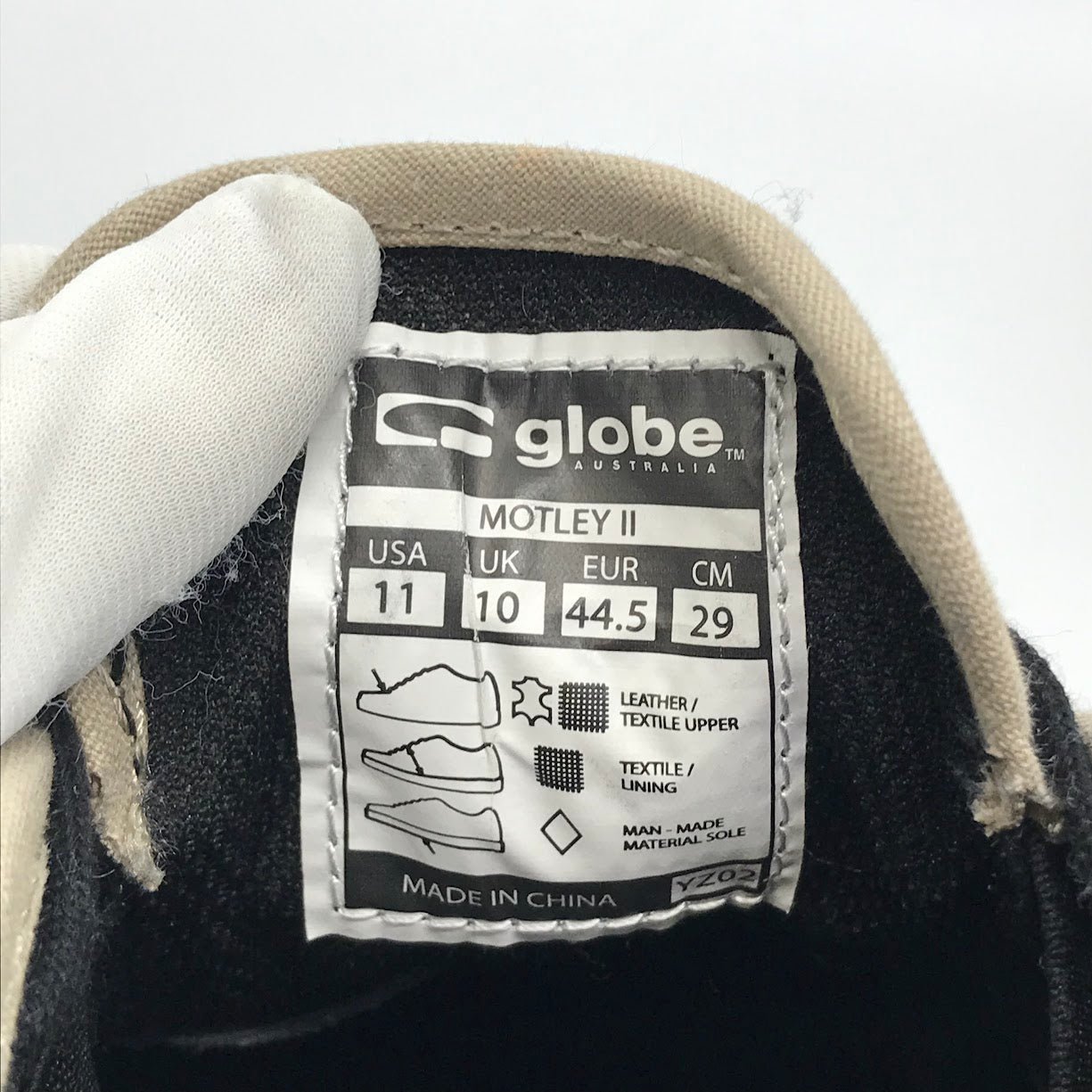 GLOBE | グローブ MOTLEY 2 スニーカー ベージュ 29cm【倉吉店】