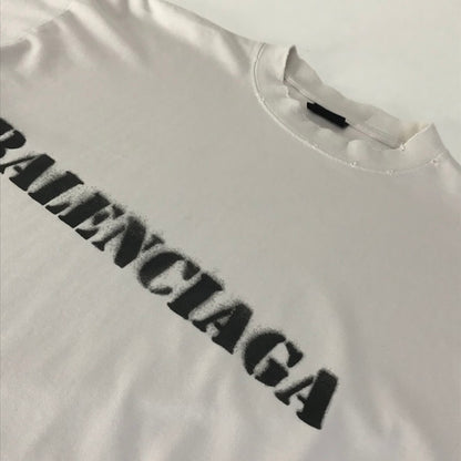 BALENCIAGA | バレンシアガ 24SS STENCIL TYPE ダメージ加工ロゴプリントTシャツ 半袖Ｔシャツ 764235 TQVA3 ベージュ サイズ：S【倉吉店】