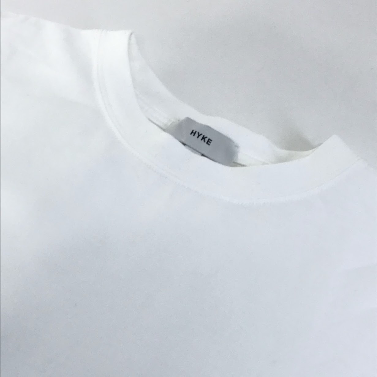 HYKE | ハイク 長袖Ｔシャツ 212-12291 ホワイト サイズ：1【倉吉店】【代金引換不可・日時指定不可】【ポスト投函】