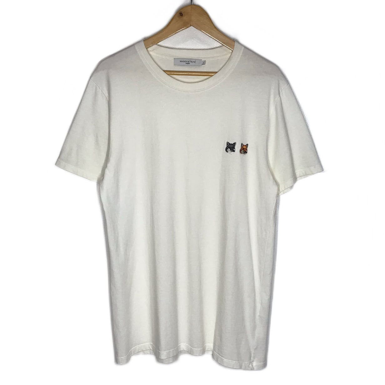 MAISON KITSUNE | メゾンキツネ ダブルフォックスヘッド パッチ クラシック 半袖Ｔシャツ BU00103KJ0008 ホワイト サイズ：L【倉吉店】【代金引換不可・日時指定不可】【ポスト投函】