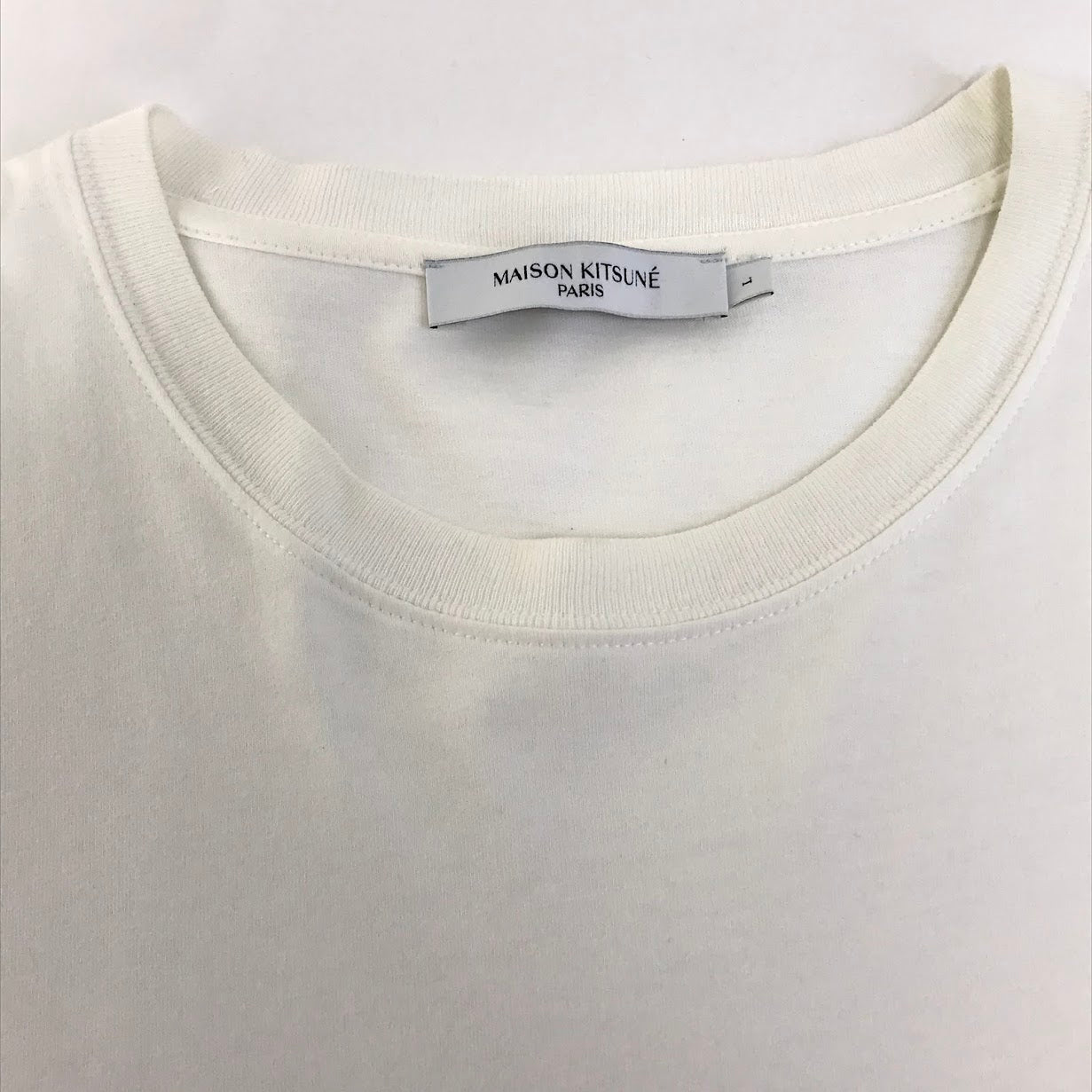MAISON KITSUNE | メゾンキツネ ダブルフォックスヘッド パッチ クラシック 半袖Ｔシャツ BU00103KJ0008 ホワイト サイズ：L【倉吉店】【代金引換不可・日時指定不可】【ポスト投函】