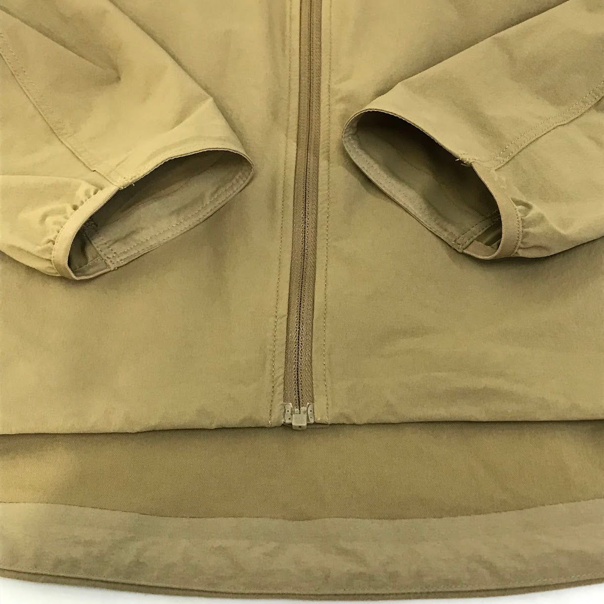 ARC'TERYX | アークテリクス Gamma Lightweight Hoody ガンマ ライトウエイト フーディー マウンテンパーカー X000009196 ベージュ サイズ：S【倉吉店】