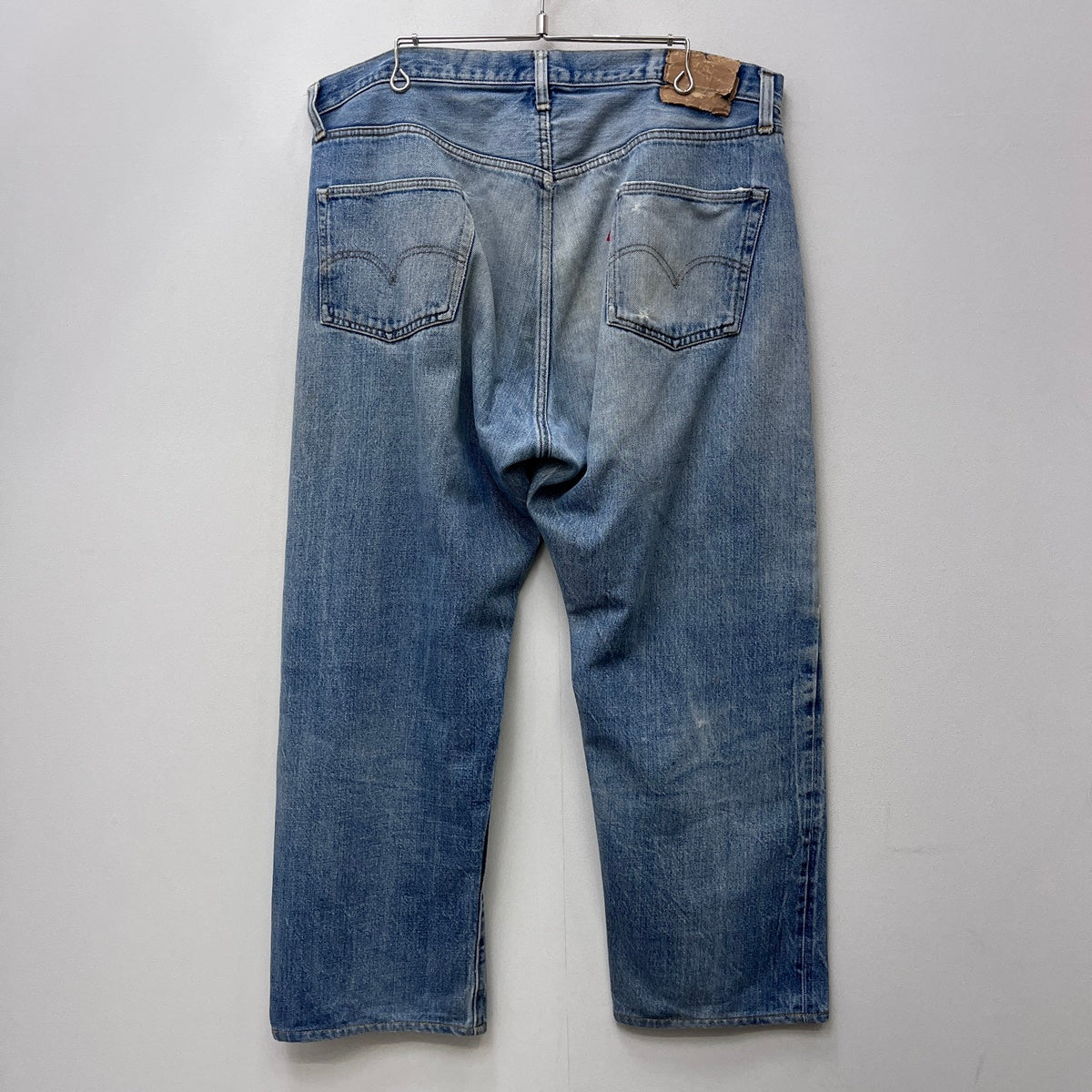 Levi's | リーバイス lot:501 66前期　ポケ裏シングル small e 裏ボタン6 デニムパンツ インディゴ サイズ：42【加古川店】