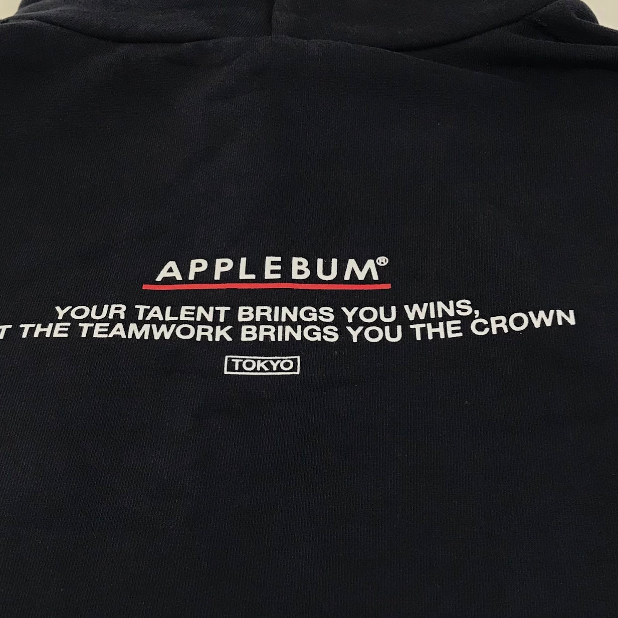 APPLE BUM | アップルバム BARCELONA'92 BOY SWEAT PARKA プルオーバーパーカー パーカー ネイビー サイズ：XL【倉吉店】