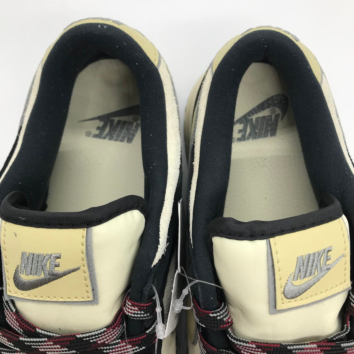 NIKE | ナイキ WMNS DUNK LOW LX スニーカー DV3054-001 ブラック 27.5cm【倉吉店】