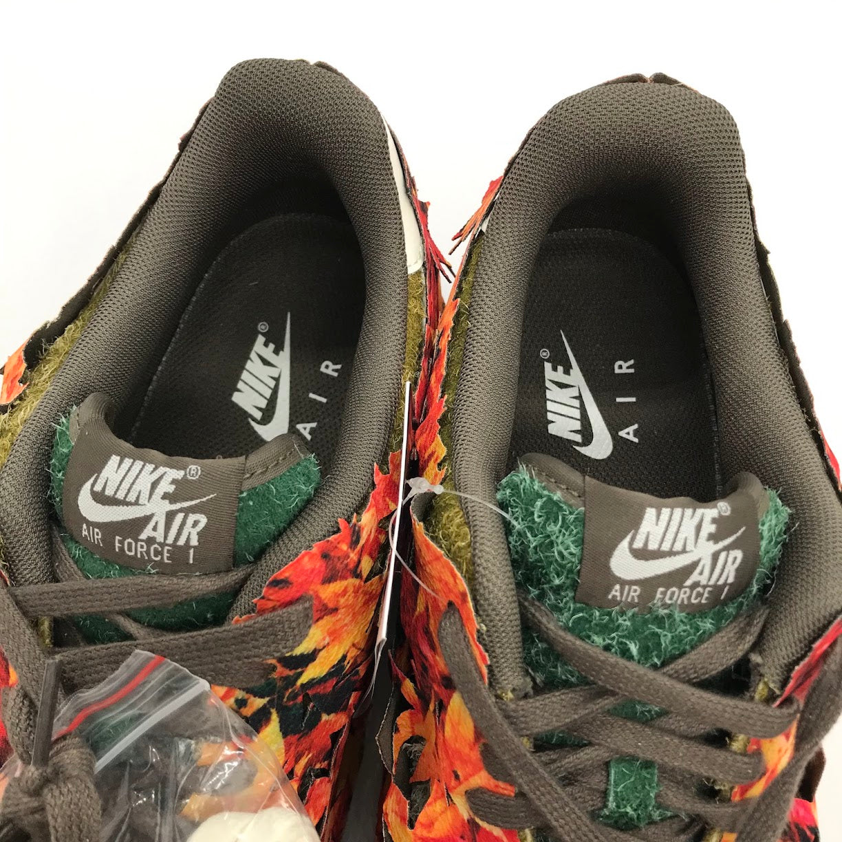NIKE | ナイキ AIR FORCE 1 LOW LX 'AUTUMN LEAVES' スニーカー IM8062-368 オリーブ フラック/セイル-ミディアム オリーブ 28.5cm【倉吉店】