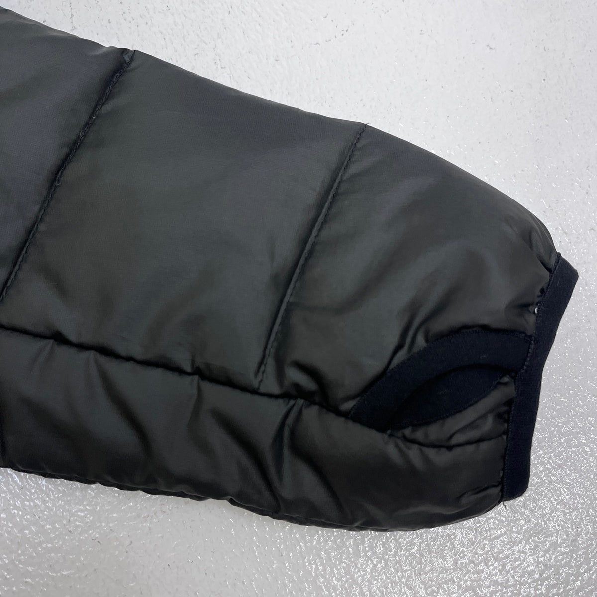 DESCENTE | デサント ダウンジャケット DAMMGC39 ブラック サイズ：S【加古川店】