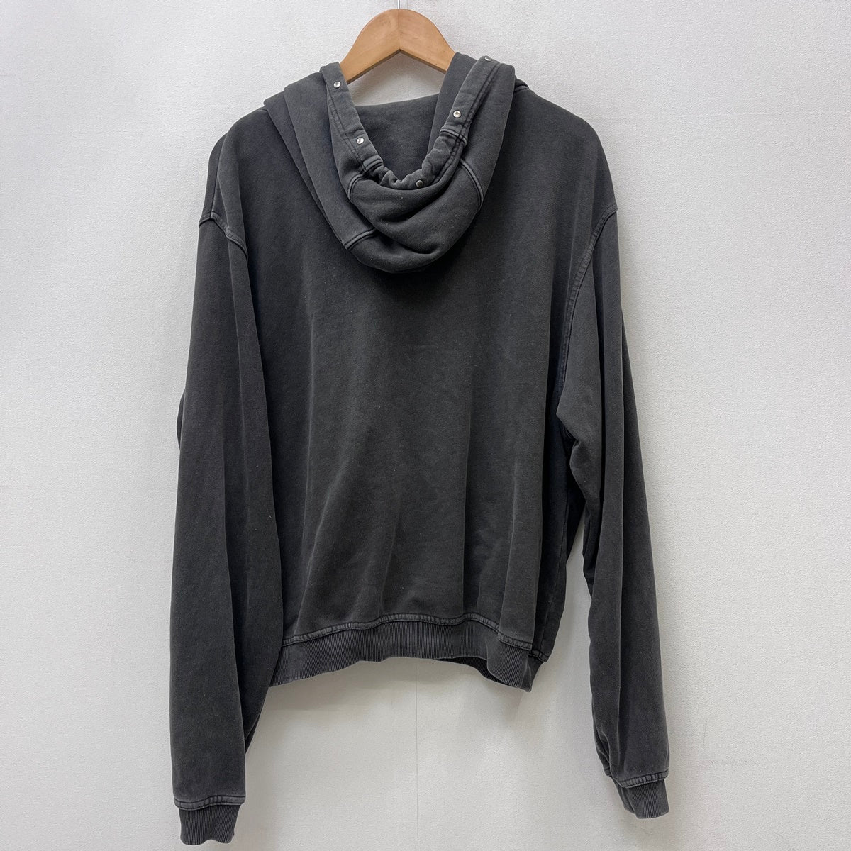 HUF | ハフ STUDDED FULL ZIP HOODIE 26SS パーカー ブラック サイズ：M【加古川店】