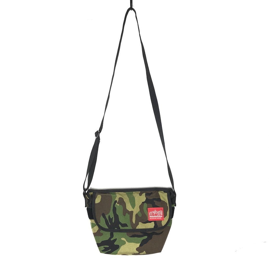 Manhattan Portage | マンハッタンポーテージ ショルダーバッグ カモ【倉吉店】【代金引換不可・日時指定不可】【ポスト投函】