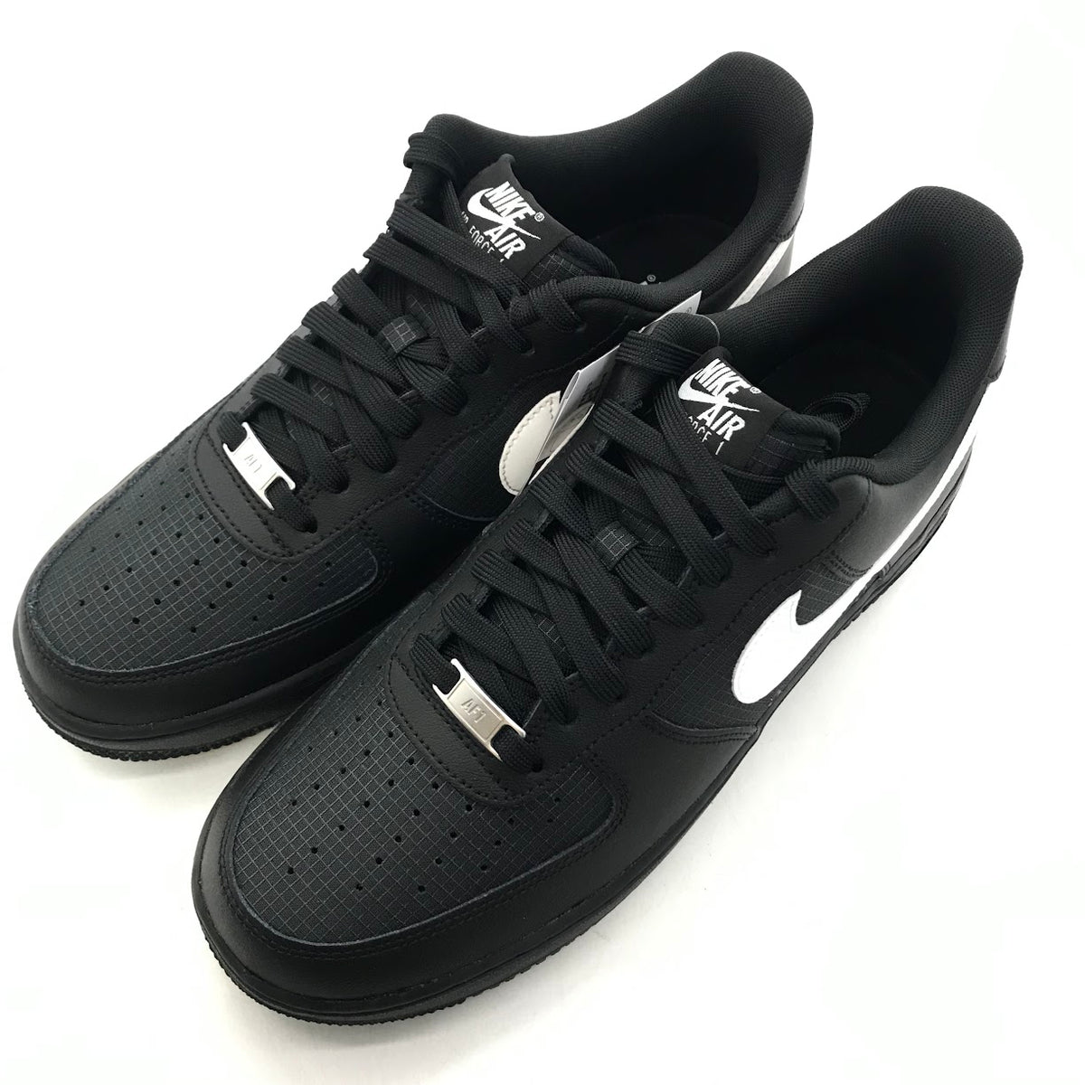 NIKE | ナイキ AIR FORCE 1 ’07 LV8 TECH スニーカー IR0952-001 ブラック 28cm【倉吉店】