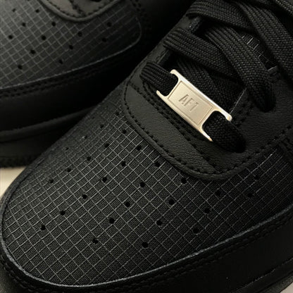 NIKE | ナイキ AIR FORCE 1 ’07 LV8 TECH スニーカー IR0952-001 ブラック 28cm【倉吉店】