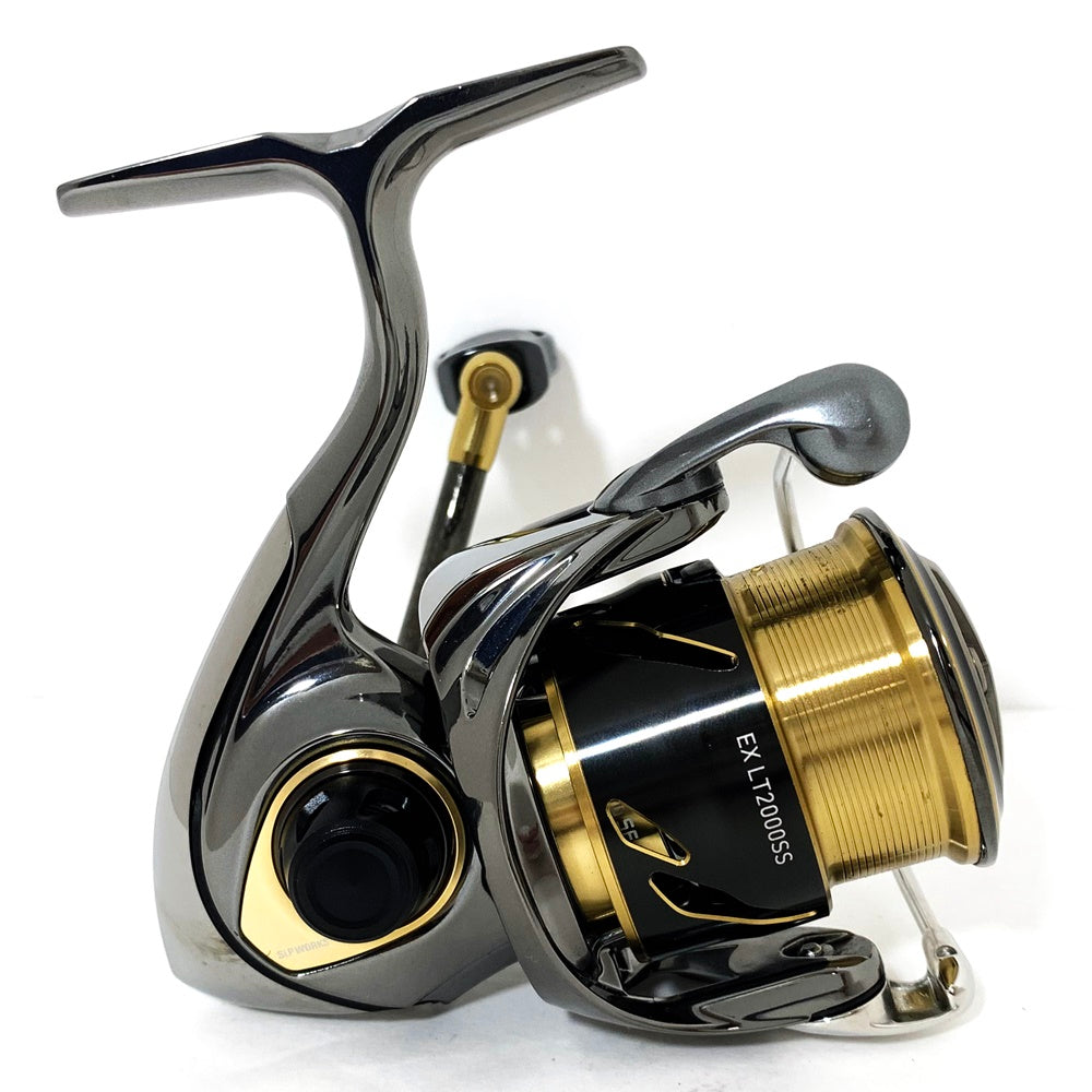 【中古】【フィッシング/釣り/釣具/リール】 【スピニングリール】Daiwa | ダイワ 22イグジストセミオーダー 2000-H【加古川店】