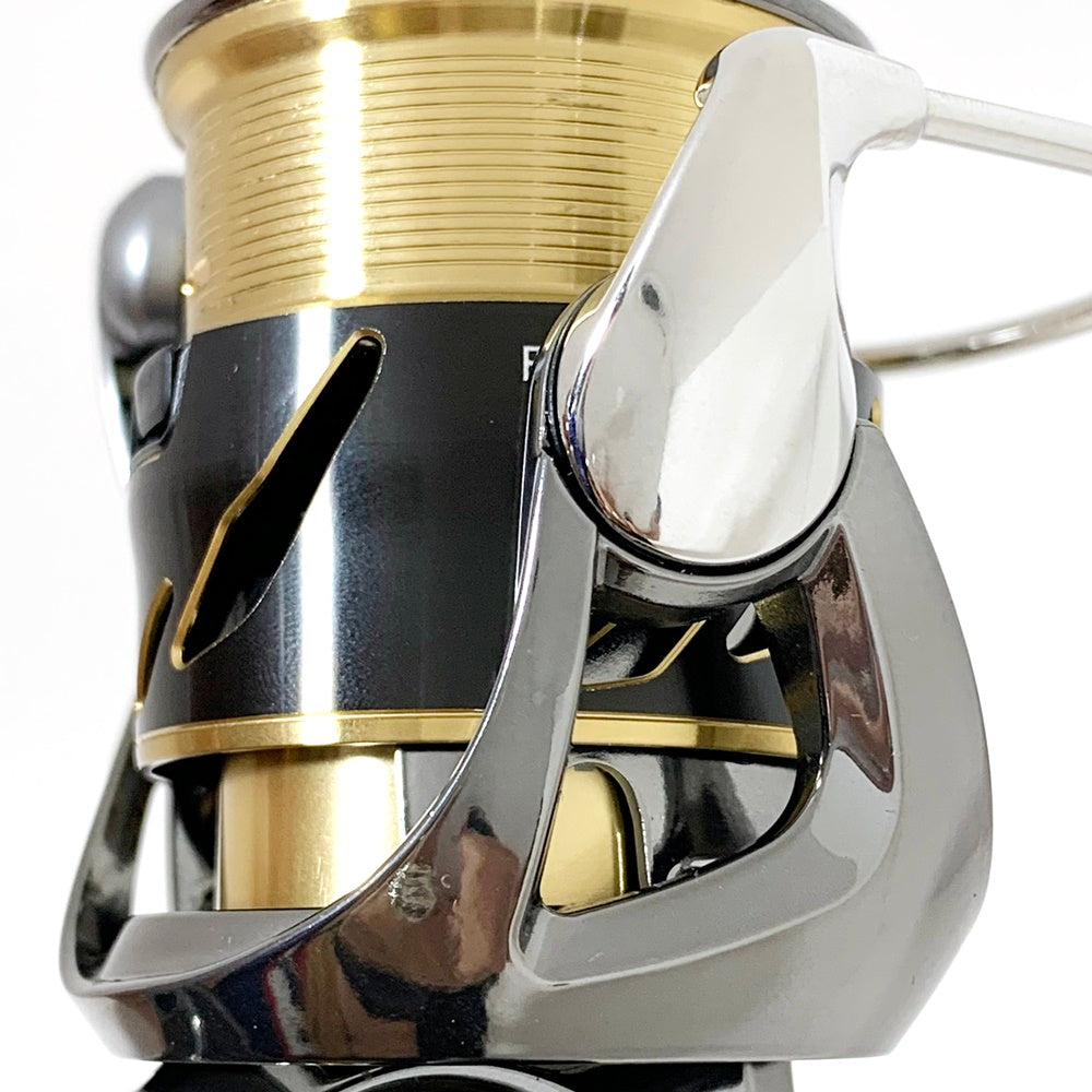 【中古】【フィッシング/釣り/釣具/リール】 【スピニングリール】Daiwa | ダイワ 22イグジストセミオーダー 2000-H【加古川店】