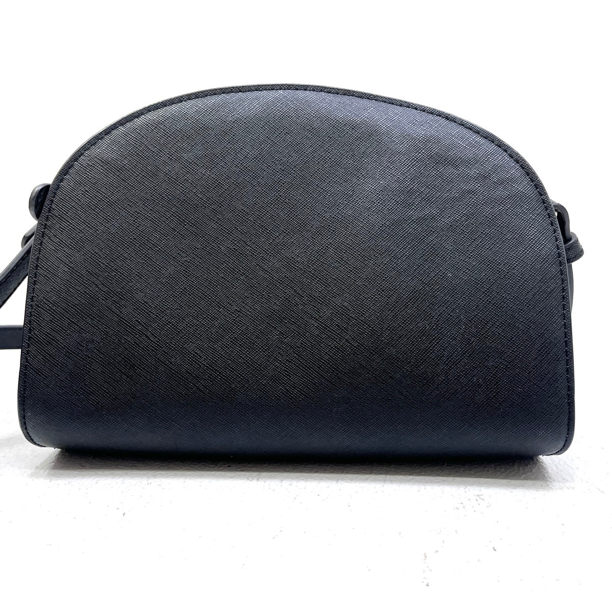 A.P.C | アーペーセー ハーフムーンバッグ ショルダーバッグ ブラック【加古川店】