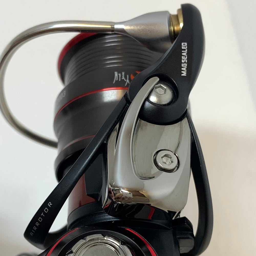 【フィッシング/釣り/釣具/リール】 【スピニングリール】Daiwa | ダイワ 17月下美人AIR 月下美人 AIR 2003【加古川店】
