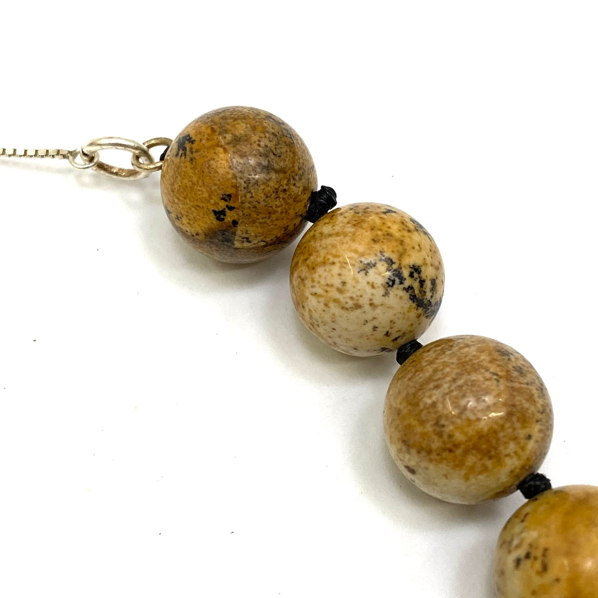 YENN NATURAL STONE 12 ネックレス ベージュ【加古川店】
