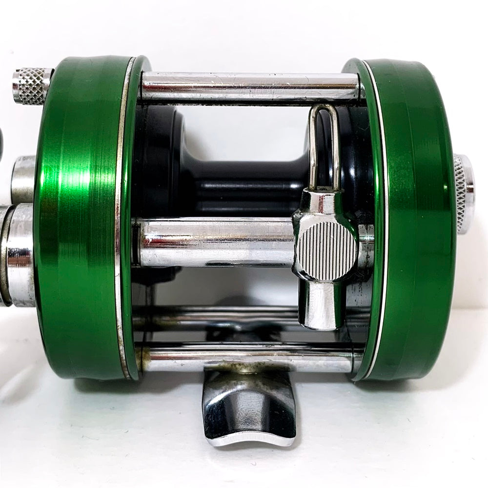 【フィッシング/釣り/釣具/リール】 【ベイトリール/右ハンドル】AbuGarcia | アブガルシア アンバサダー 2500C【加古川店】