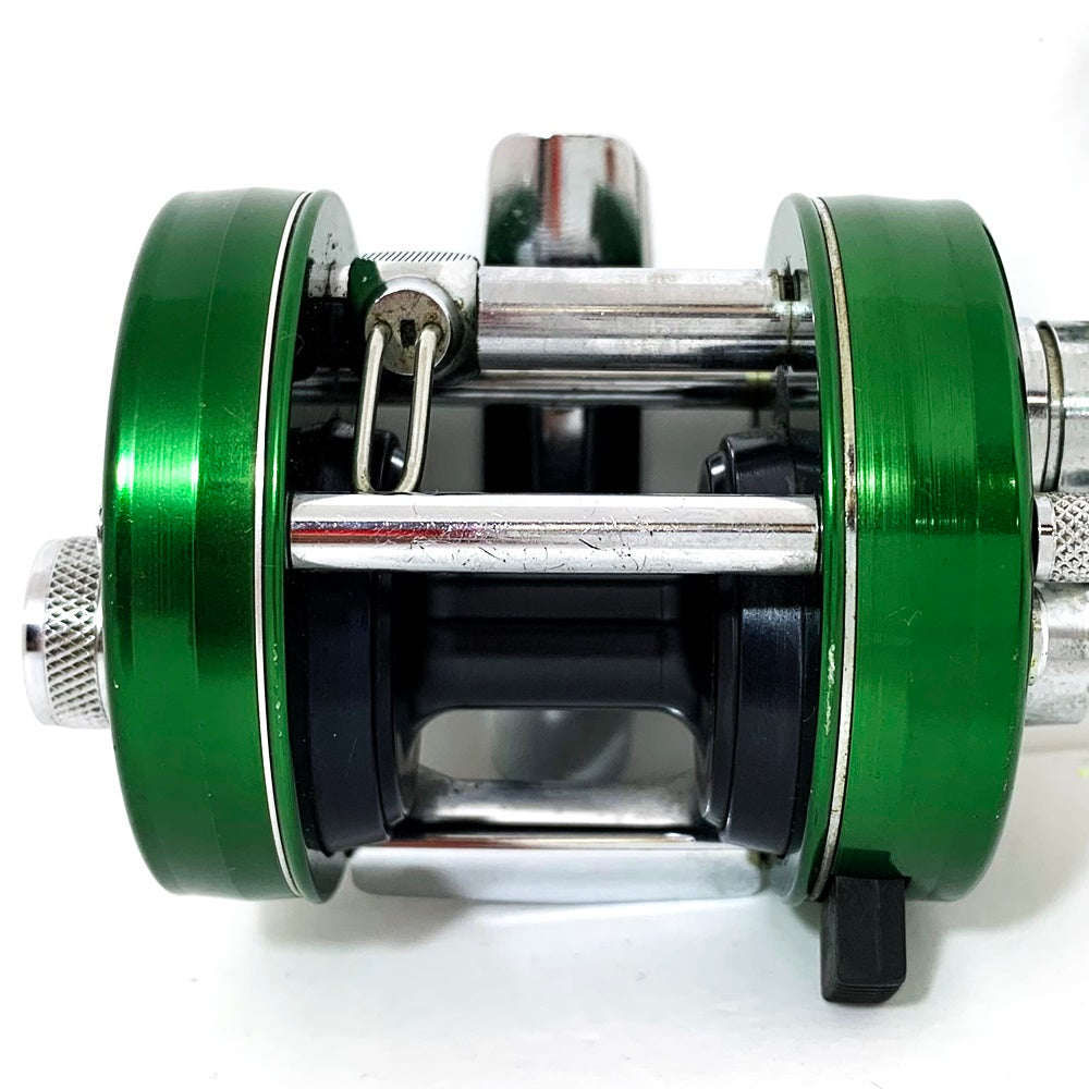 【フィッシング/釣り/釣具/リール】 【ベイトリール/右ハンドル】AbuGarcia | アブガルシア アンバサダー 2500C【加古川店】