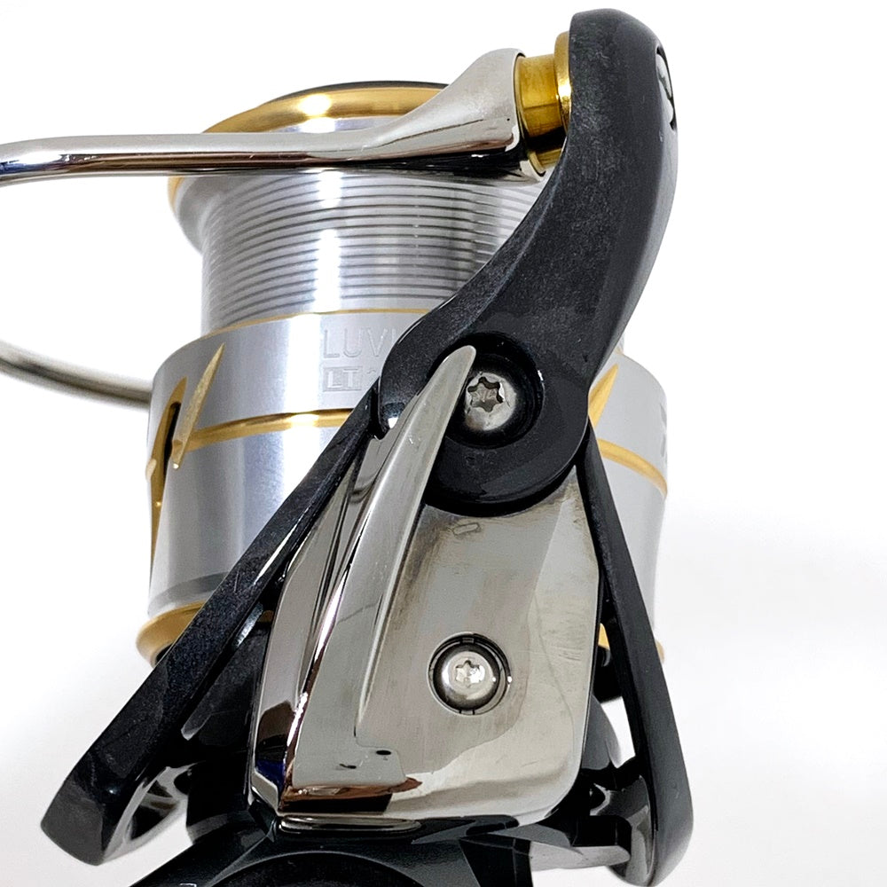 【フィッシング/釣り/釣具/リール】 【スピニングリール】Daiwa | ダイワ 20ルビアスFCLT 2000S　カスタムノブ（純正なし）【加古川店】