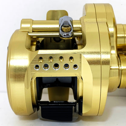 【フィッシング/釣り/釣具/リール】 【ベイトリール/右ハンドル】SHIMANO | シマノ 21カルカッタコンクエスト 100HG【加古川店】