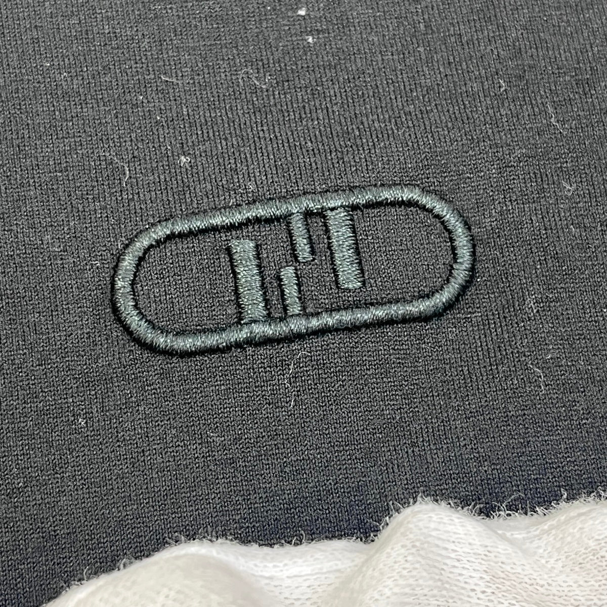 FENDI | フェンディ FF Logo Embroidered Tee 半袖Ｔシャツ ブラック サイズ：L【加古川店】
