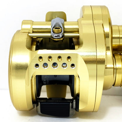 【フィッシング/釣り/釣具/リール】 【ベイトリール/右ハンドル】SHIMANO | シマノ 21カルカッタコンクエスト 100HG【加古川店】