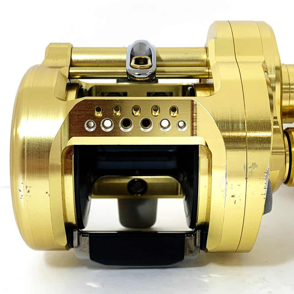 【フィッシング/釣り/釣具/リール】 【ベイトリール/右ハンドル】SHIMANO | シマノ 23カルカッタコンクエストMD 400XG　※カスタムハンドル（純正無し）【加古川店】